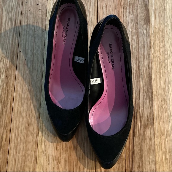 EUC ISAAC MIZRAHI for Target Black suede and patent pumps. Size 9.5.  3 in heel - Picture 8 of 14